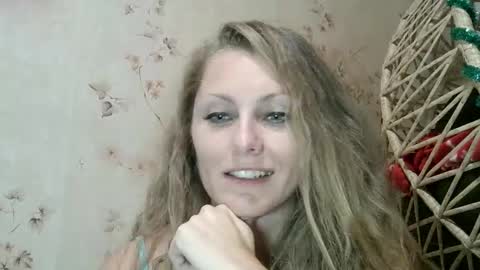 roxyfox18x01 online show from 10/03/25, 08:06