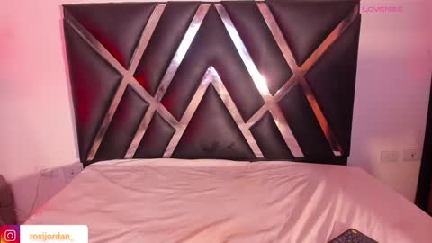 Roxxy Queen online show from 10/25/25, 11:29