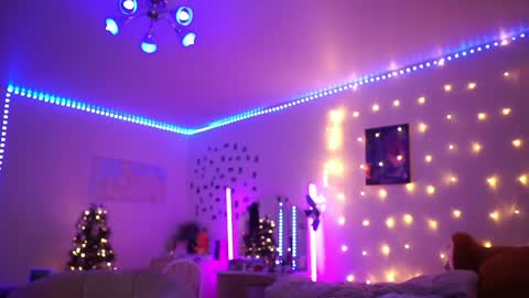 roxysuh online show from 12/12/24, 10:45