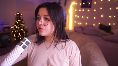 roxysuh online show from 02/02/25, 05:21