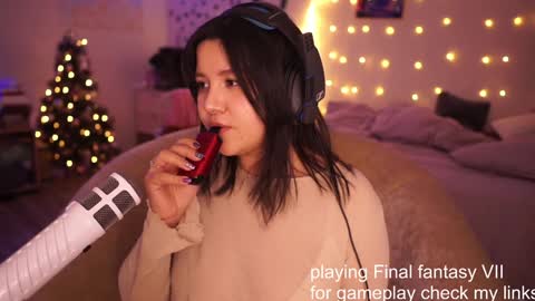 roxysuh online show from 02/02/25, 11:30