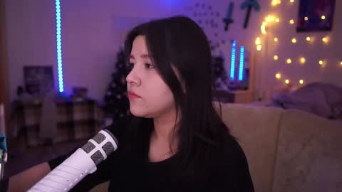 roxysuh online show from 03/05/25, 08:00