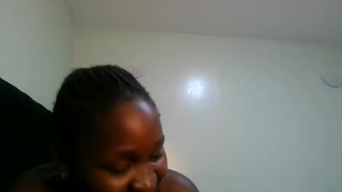 Snapshot of royal_goddes chatting on 05/22/26, 08:25 goddes online show from 05/22/26, 08:25