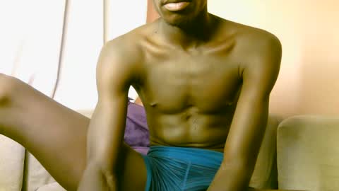 Snapshot of royalty254 chatting on 07/09/26, 05:39 royalty254 online show from 07/09/26, 05:39