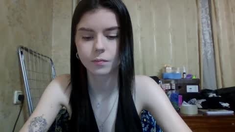 royalvelour online show from 06/07/26, 04:22