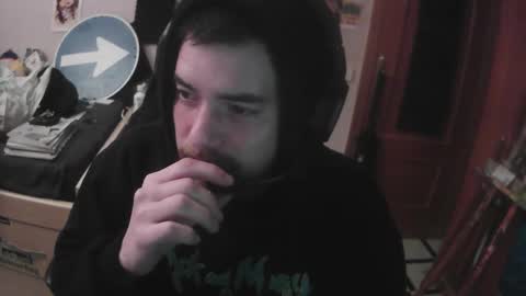 royer04 online show from 12/22/25, 03:36