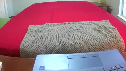 Lookingaround online show from 11/20/25, 09:03