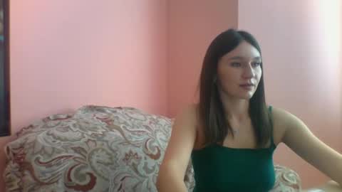 Snapshot of roza05x chatting on 11/05/25, 09:53 Roza05x online show from 11/05/25, 09:53