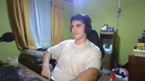 rpaulo25 online show from 02/14/25, 01:56