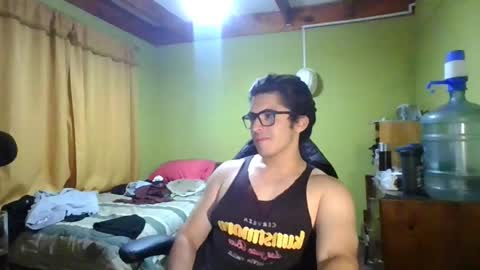 Snapshot of rpaulo25 chatting on 05/10/26, 04:17 rpaulo25 online show from 05/10/26, 04:17