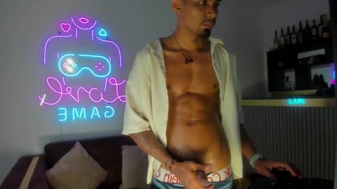 Snapshot of rpoolrboy chatting on 02/10/26, 08:35 POOL online show from 02/10/26, 08:35