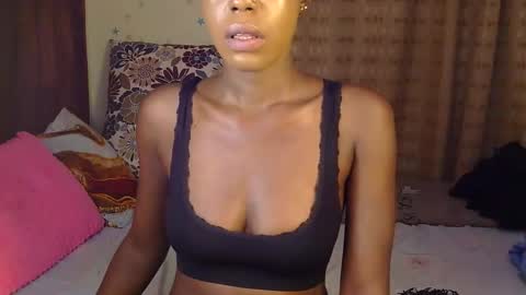 Rosee online show from 03/19/26, 07:51