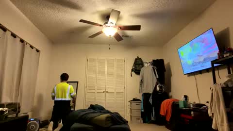 rubenzaragosa09 online show from 05/18/26, 12:11