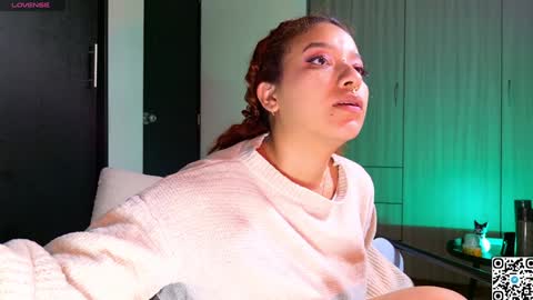 Snapshot of rubi_star chatting on 01/25/25, 12:17 Rubi online show from 01/25/25, 12:17