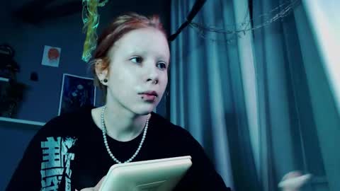 Rubi online show from 12/18/25, 10:16