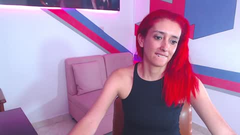 ruby_your_milf online show from 02/05/25, 08:21