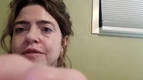 Snapshot of rubylouxe chatting on 10/26/25, 02:28 Rubylouxe online show from 10/26/25, 02:28