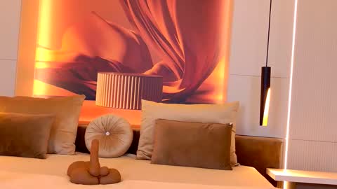 Ruby Luxe online show from 09/09/25, 05:07