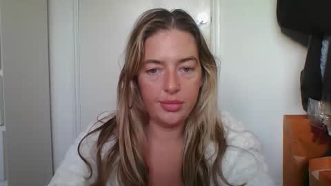 rubyredxxxoxxx online show from 02/08/26, 08:29