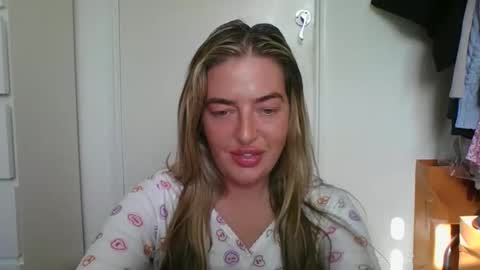 rubyredxxxoxxx online show from 04/18/26, 08:07