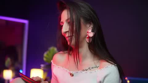 Snapshot of rubyrya chatting on 05/19/26, 09:54 Ruby online show from 05/19/26, 09:54