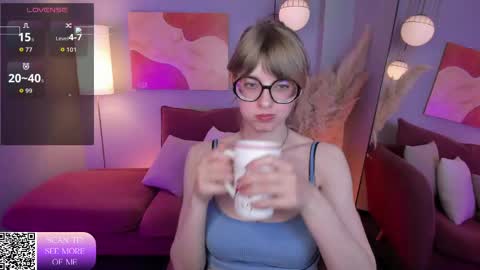 Snapshot of rubytwinkle chatting on 05/25/26, 08:59 Ruby online show from 05/25/26, 08:59