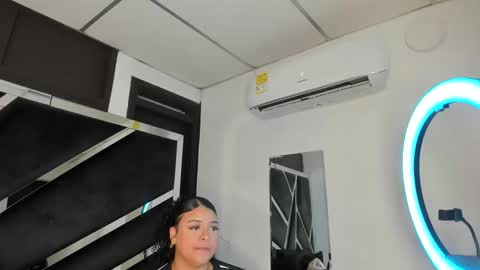 Snapshot of rubyxht chatting on 01/19/26, 12:42 rubyxht online show from 01/19/26, 12:42