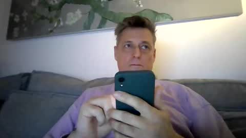 Snapshot of rudeski chatting on 01/23/25, 04:26 rudeski online show from 01/23/25, 04:26