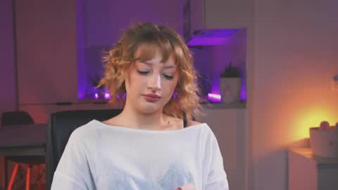 Mila online show from 04/04/26, 04:48