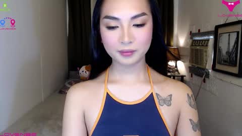 its me Sabel online show from 11/17/25, 02:06