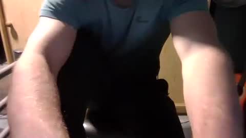 rugby_boy200 online show from 03/19/26, 08:35