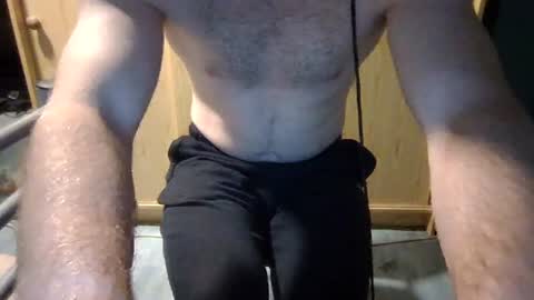 Snapshot of rugby_boy2000 chatting on 09/17/25, 06:20 rugby_boy2000 online show from 09/17/25, 06:20