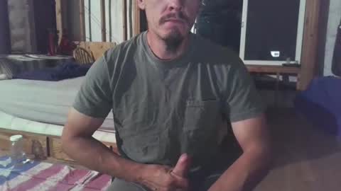 Snapshot of ruggeddude69 chatting on 04/19/26, 03:50 ruggeddude69 online show from 04/19/26, 03:50