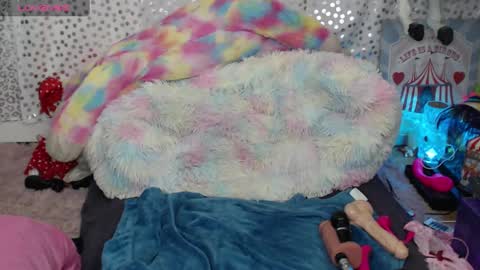 Jeanie online show from 03/04/25, 10:27