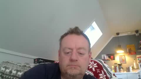 Snapshot of runepetter chatting on 01/05/25, 01:04 bignorwegian online show from 01/05/25, 01:04