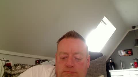 Snapshot of runepetter chatting on 02/09/25, 01:25 bignorwegian online show from 02/09/25, 01:25