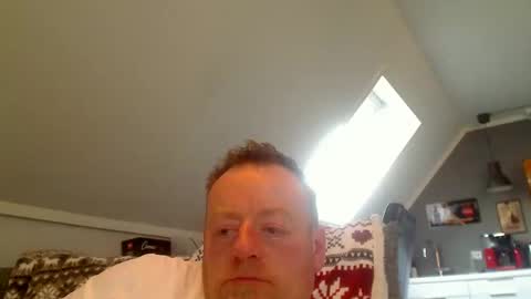 Snapshot of runepetter chatting on 02/14/25, 08:52 bignorwegian online show from 02/14/25, 08:52