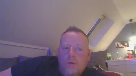 Snapshot of runepetter chatting on 05/30/26, 10:18 bignorwegian online show from 05/30/26, 10:18