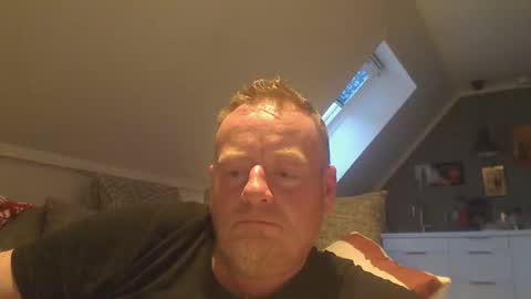 Snapshot of runepetter chatting on 06/09/26, 09:15 bignorwegian online show from 06/09/26, 09:15