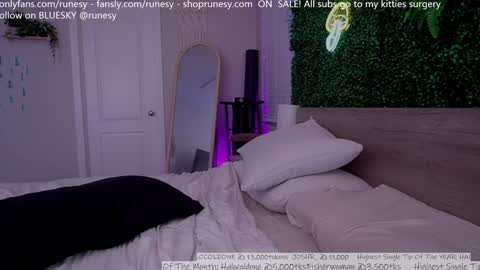 Lady online show from 12/14/24, 04:12