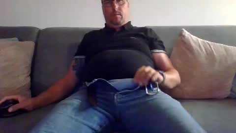 runner_1978 online show from 09/09/25, 09:36