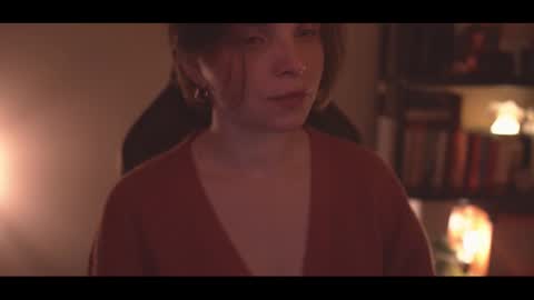 Elena online show from 11/28/25, 11:51