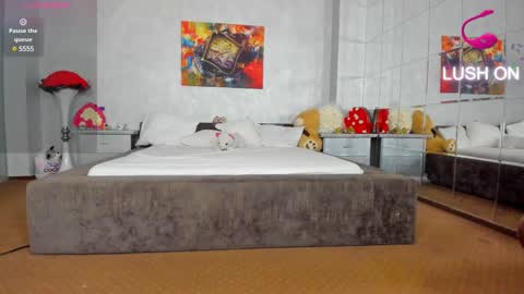 Ava online show from 02/26/25, 07:49