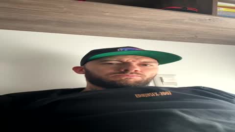 Snapshot of russo_fox chatting on 05/03/26, 08:48 russo_fox online show from 05/03/26, 08:48