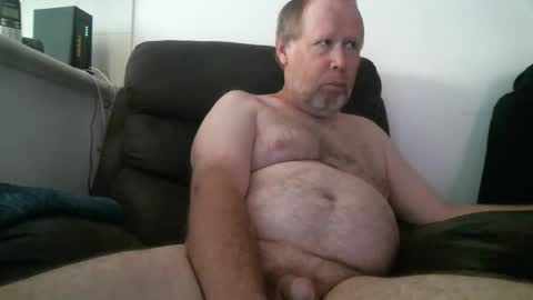 Snapshot of russperth1 chatting on 05/15/26, 06:42 Russell online show from 05/15/26, 06:42