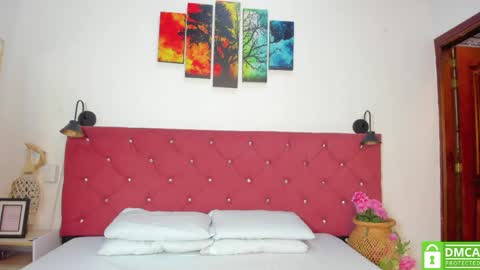 Ruth online show from 04/12/26, 12:21