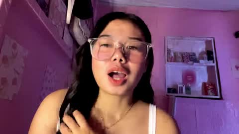 Snapshot of ruthasimkulet chatting on 08/01/26, 12:54 Rose online show from 08/01/26, 12:54
