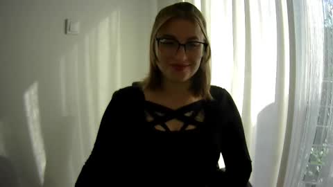 Nika online show from 09/09/25, 02:38