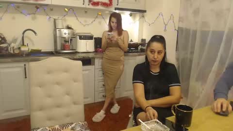 ruxandradanny online show from 01/27/25, 03:50