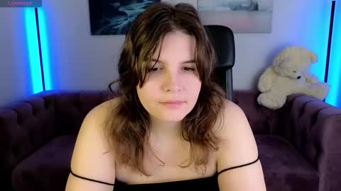 Ruyjin online show from 11/19/25, 10:04